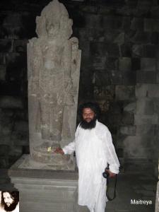 524261_396182293745596_1979633754_n